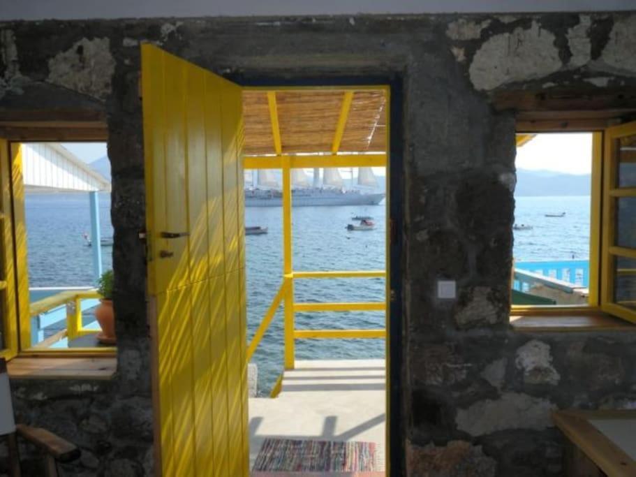 The Yellow Boat House Klima  Exterior photo